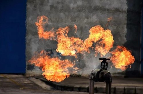 Malayziyada təbii qaz partlayışı: 112 nəfər xəsarət alıb