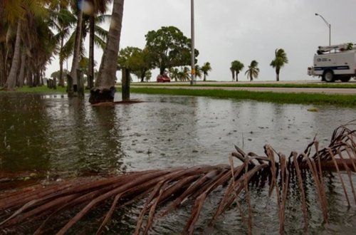 ABŞ-də qasırğa ilə bağlı XƏBƏRDARLIQ