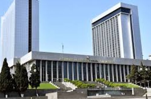 Azərbaycanda bir sıra generallar üçün vəzifədə olmanın yaş senzi ləğv edilir