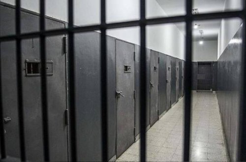 Almaniyada məhbusun onu ziyarətə gələn həyat yoldaşını həbsxanada öldürdüyü iddia edilib