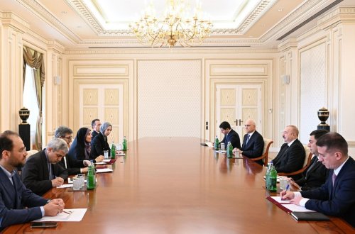 İlham Əliyev İranın yol və şəhərsalma nazirini qəbul edib - YENİLƏNİB