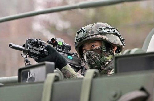 Sərhəd gərginliyi artır: Cənubi Koreya şimal əsgərlərinə atəş açır