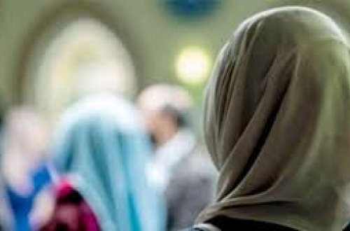 Şimali Kiprdə məktəbə hicabla getmək sərbəst oldu