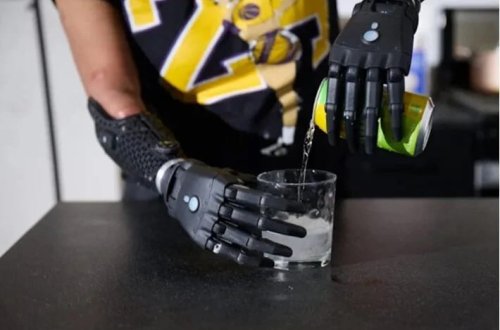 Möcüzəvi əl: Qoldan ayrıldıqda belə hərəkət edir