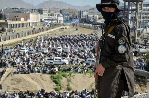 Əfqanıstanda 4 nəfər ictimaiyyət qarşısında edam edilib