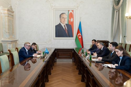 Baş prokuror Aleksandr Zuyevlə görüşüb