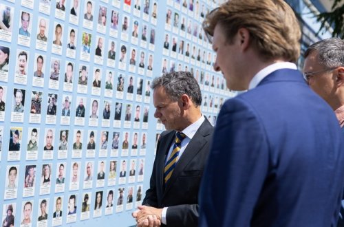 Niderland XİN başçısı Ukraynada səfərdədir