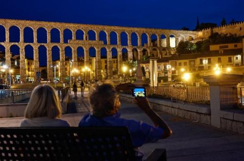 İngilis turist İspaniyada tarixi Roma su kəmərindən yıxılaraq ölüb