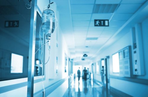 Ağdamda doğuş vaxtı kliniki ölüm keçirən qadın həyata qaytarılıb, bətnindəki döl tələf olub