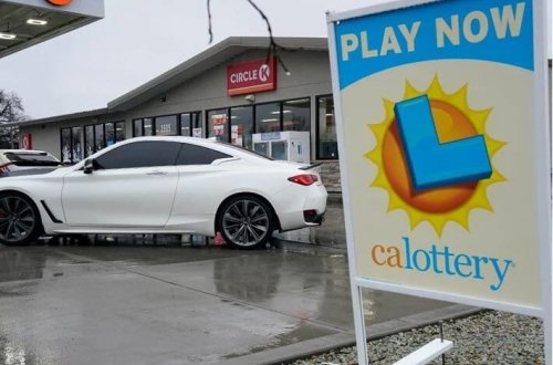 Evsiz adamın içki mağazasından aldığı bilet həyatını dəyişdi