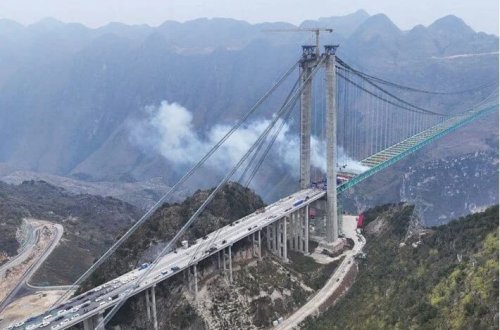 Dünyanın ən hündür körpüsü açılır: Çindən super layihə