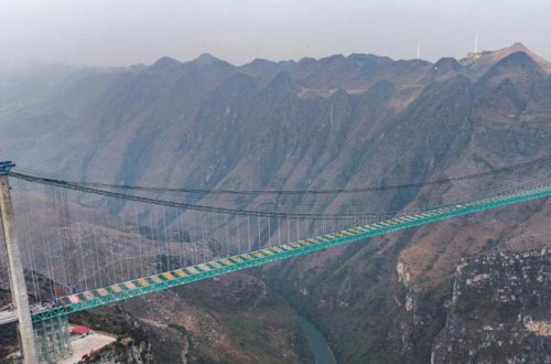 Çində dünyanın ən hündür körpüsü açılır