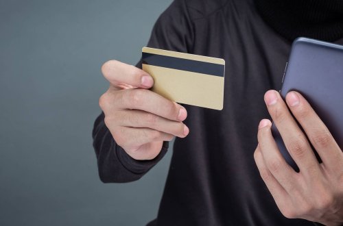 Ötən gün vətəndaşların bank kartlarından 15 min manatdan çox pul oğurlanıb