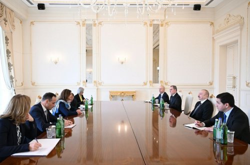 Prezident İlham Əliyev Sloveniyanın xarici işlər nazirini qəbul edib