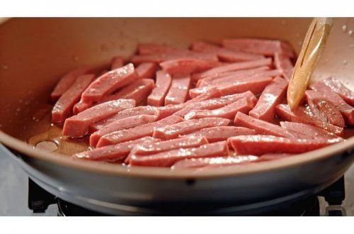 Mütəxəssislər xəbərdarlıq edir: Bu qida bağırsaq xərçənginin əsas səbəbi ola bilər