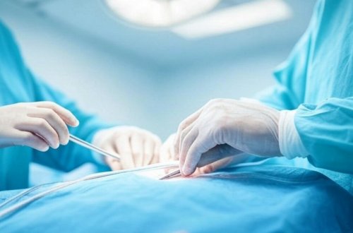 Azərbaycanda plastik cərrahiyyə üzrə icazə verilən əməliyyatların siyahısı açıqlanıb