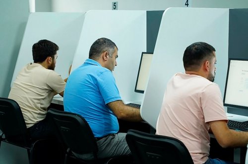 İmtahanda iştirak üçün 1 560 taksi sürücüsü qeydiyyatdan keçib