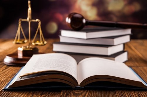 MM mediatorun intizam məsuliyyətinin artırılması ilə bağlı dəyişikliyi son oxunuşda qəbul edib