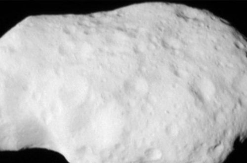 NASA qeyri-adi meteoritin yaxından çəkilmiş şəklini paylaşıb