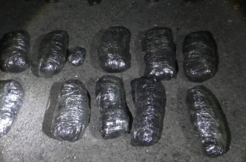 Lerikdə narkokuryerlikdə şübhəli bilinən şəxslər saxlanılıb