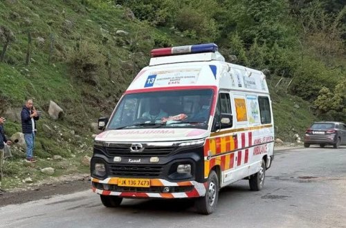 Kəşmirdə turistlərə hücum olub, ən azı 5 turist ölüb