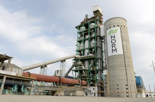 “Norm Sement” zavodunda bədbəxt hadisə - Qadının barmaqları amputasiya olundu