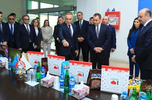Nizami Rayon İcra Hakimiyyətinin başçısı Sahibkarlar Günü ilə əlaqədar “Ulduz” şokolad fabrikini ziyarət edib