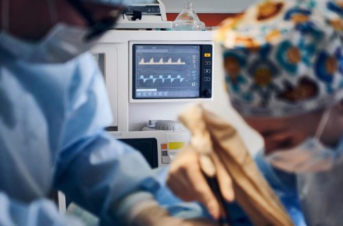 Türkiyədə kişi əməliyyatdan sonra ana dilini unudub