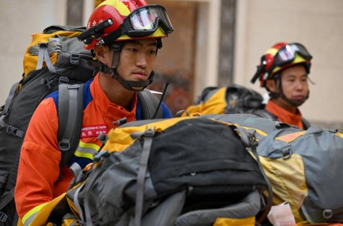 Çində çayda boğulanların sayı 10 nəfərə çatıb - YENİLƏNİB
