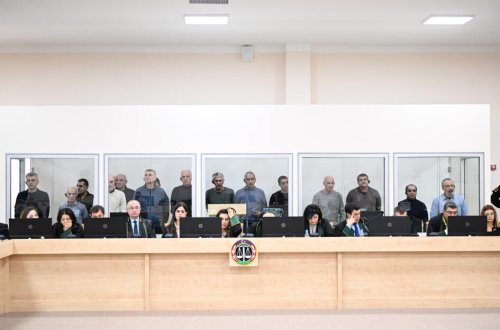 Məhkəmədə Sarkisyanın və Akopyanın Azərbaycan ərazilərinin işğalında iştirakını ifşa edən material nümayiş olunub