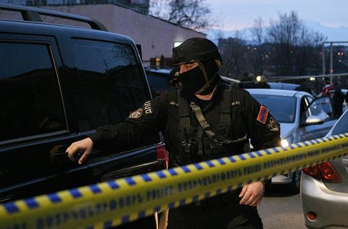 Ermənistanda doqquz polis əməkdaşı saxlanılıb