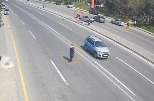 Bakıda ana və övladını maşın vurdu - DƏHŞƏTLİ GÖRÜNTÜLƏR