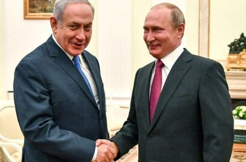 Putin Netanyahu ilə görüşüb