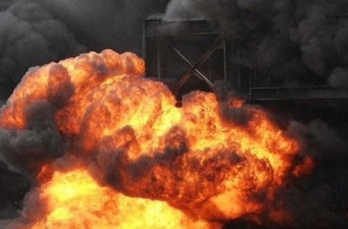 Pakistanın hava limanı yaxınlığında partlayışlar baş verib