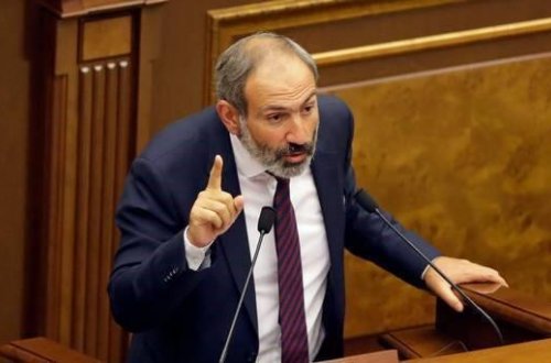 Paşinyan parlamentdə deputata hücum çəkdi - VİDEO