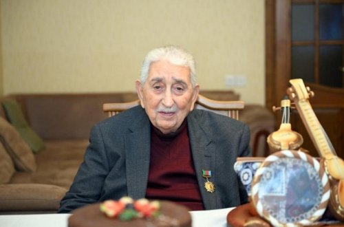 Arif Babayevə Heydər Əliyev Mükafatı verilib