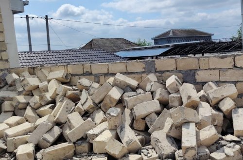 Kürdəmirdə qanunsuz tikinti sökülüb