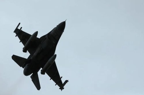 İsrail döyüş təyyarəsi səhvən bomba atıb