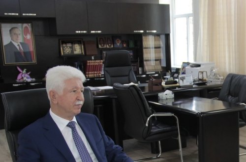 İcra başçısı Rafiq Cəlilovun yubileyinə nə hədiyyə ediblər?-Video