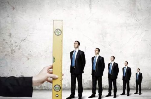 Dünyanın ən ucaboy insanlarının yaşadığı ölkə AÇIQLANDI