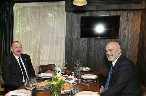 Prezident İlham Əliyevlə Albaniyanın Baş nazirinin işçi nahar əsnasında görüşü olub