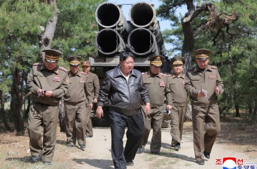 Kim Çen In ordunu müharibəyə hazır olmağa çağırıb