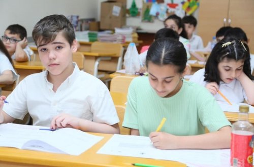 Bakıda 50 minə yaxın şagird monitorinqə cəlb olunacaq