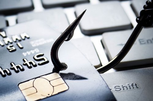 Həftəsonu 15 min manatdan çox vəsait vətəndaşların bank kartlarından oğurlanıb