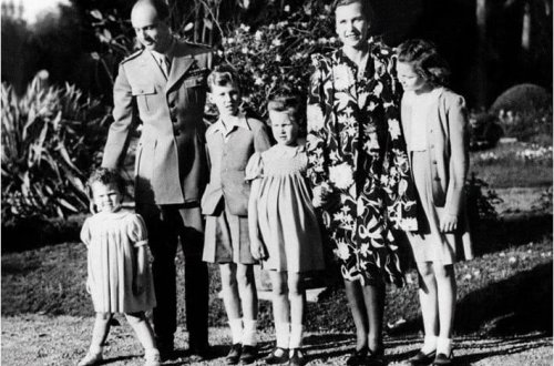 Kral ailəsi dövlətə qarşı: 80 illik zərgərlik mübahisəsi!