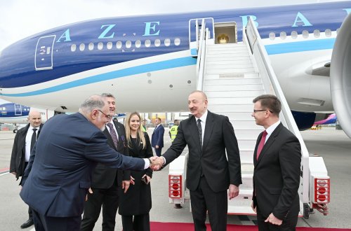 İlham Əliyevin Macarıstana səfəri başladı - FOTOLAR