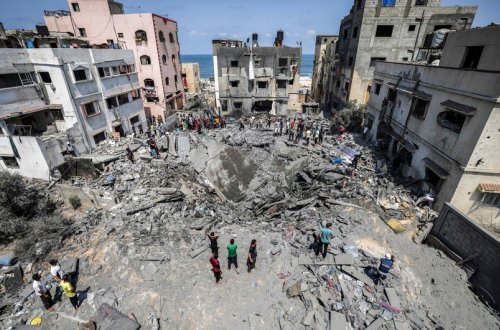 KİV: Son 24 saatda Qəzzada təxminən 100 nəfər ölüb