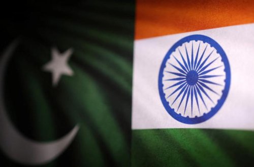 Pakistan məktəb avtobusuna hücumda Hindistanı günahlandırır