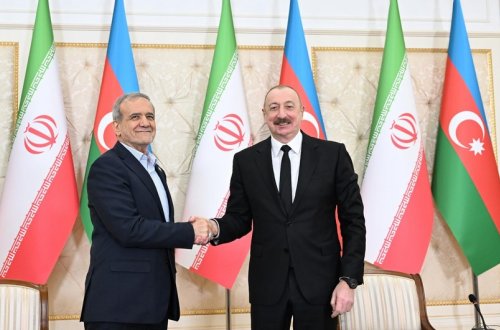 İran Prezidenti İlham Əliyevi təbrik edib