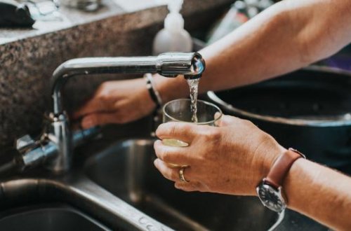 Yunanıstanda içməli suda uran aşkar edilib